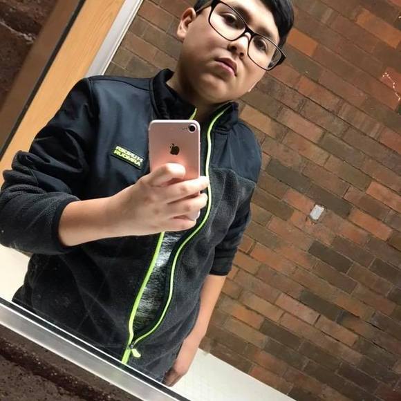 Meet your Posher, Emilio - Picture 1 of 1